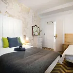 Off Beat - Self-check-in - Sleep Conscious Guest house San Sebastian