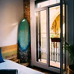 Off Beat - Self-check-in - Sleep Conscious 3* San Sebastián