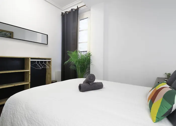 Off Beat - Self-check-in - Sleep Conscious 3* San Sebastian