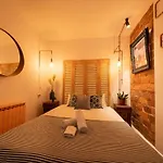 Πανσιόν Off Beat - Self-check-in - Sleep Conscious 3*